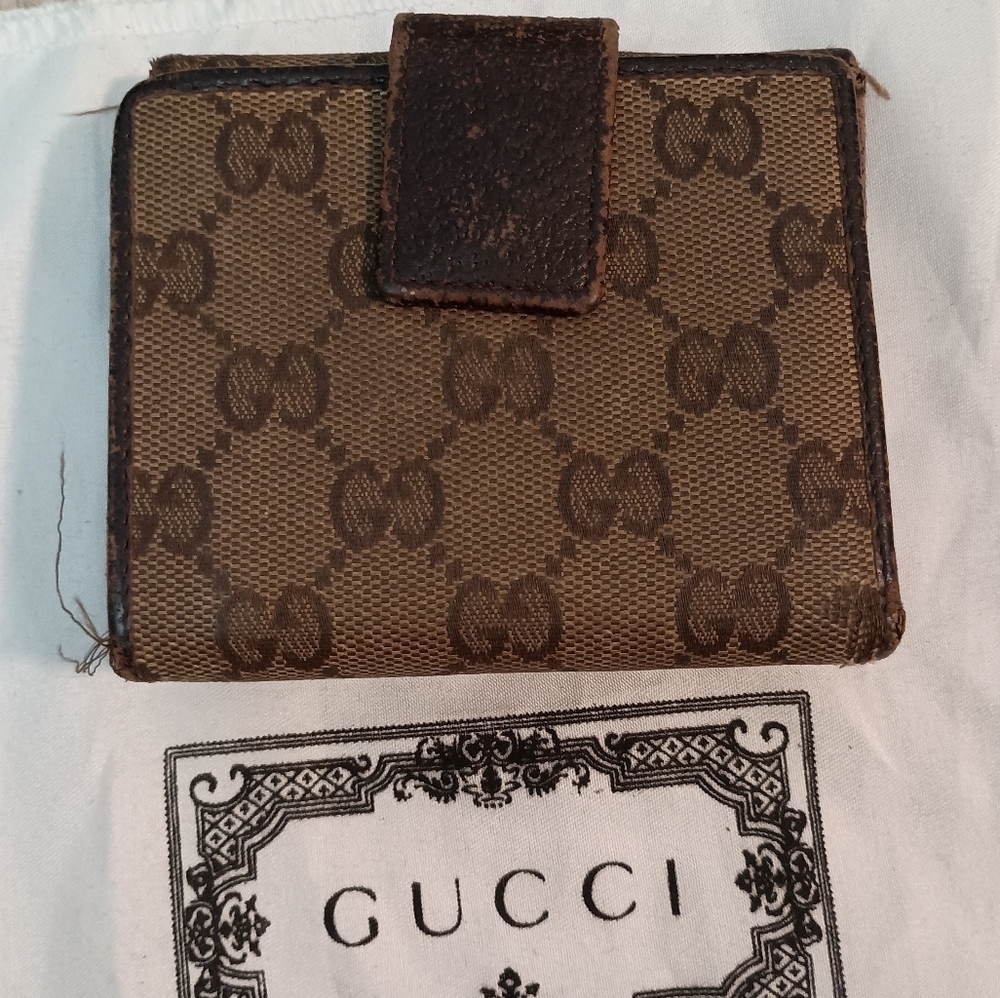 GUCCI GG Beige Canvas With Brn Leather Coin Purse Clutch/Wallet - Picture 2 of 15